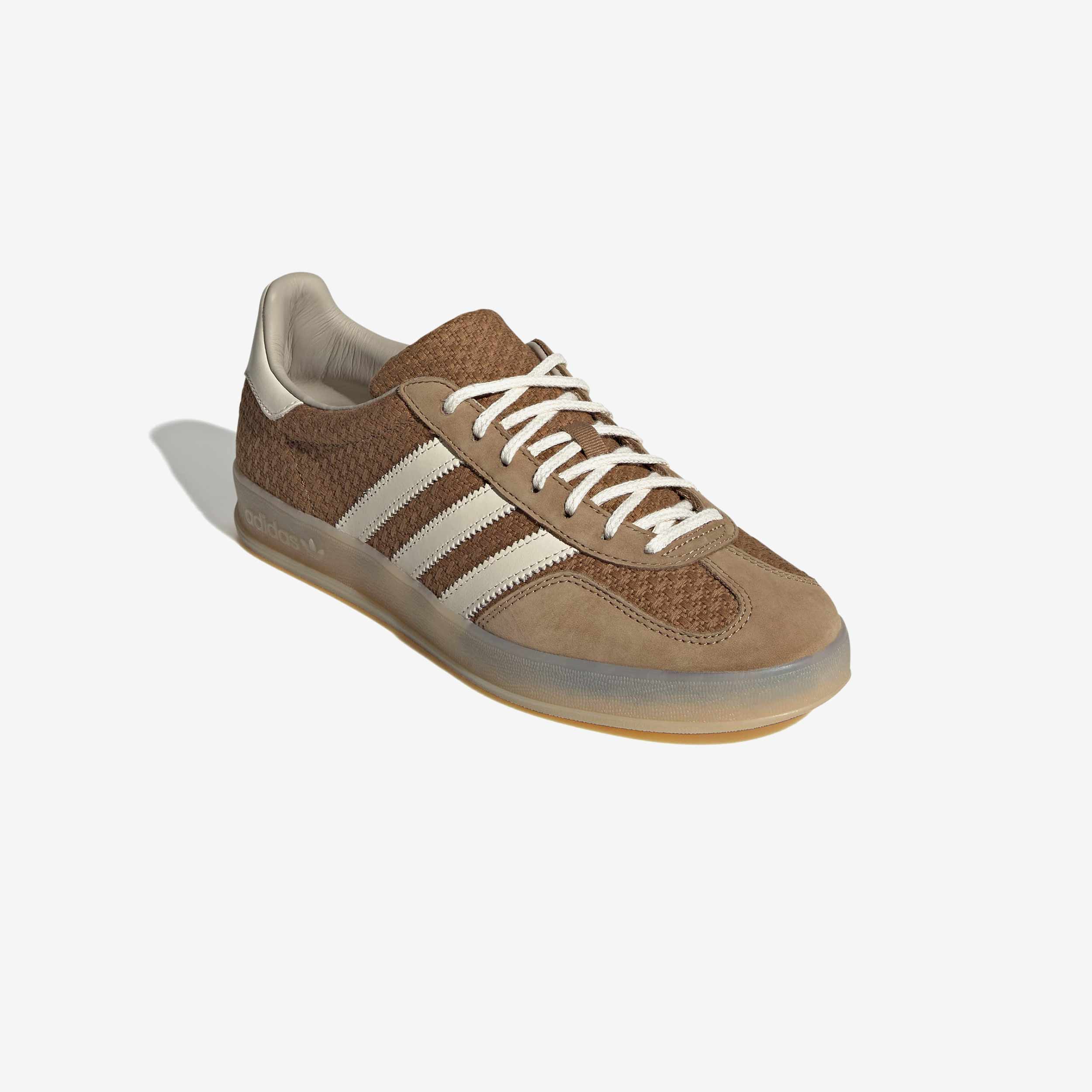 Gazelle Indoor - Image 2