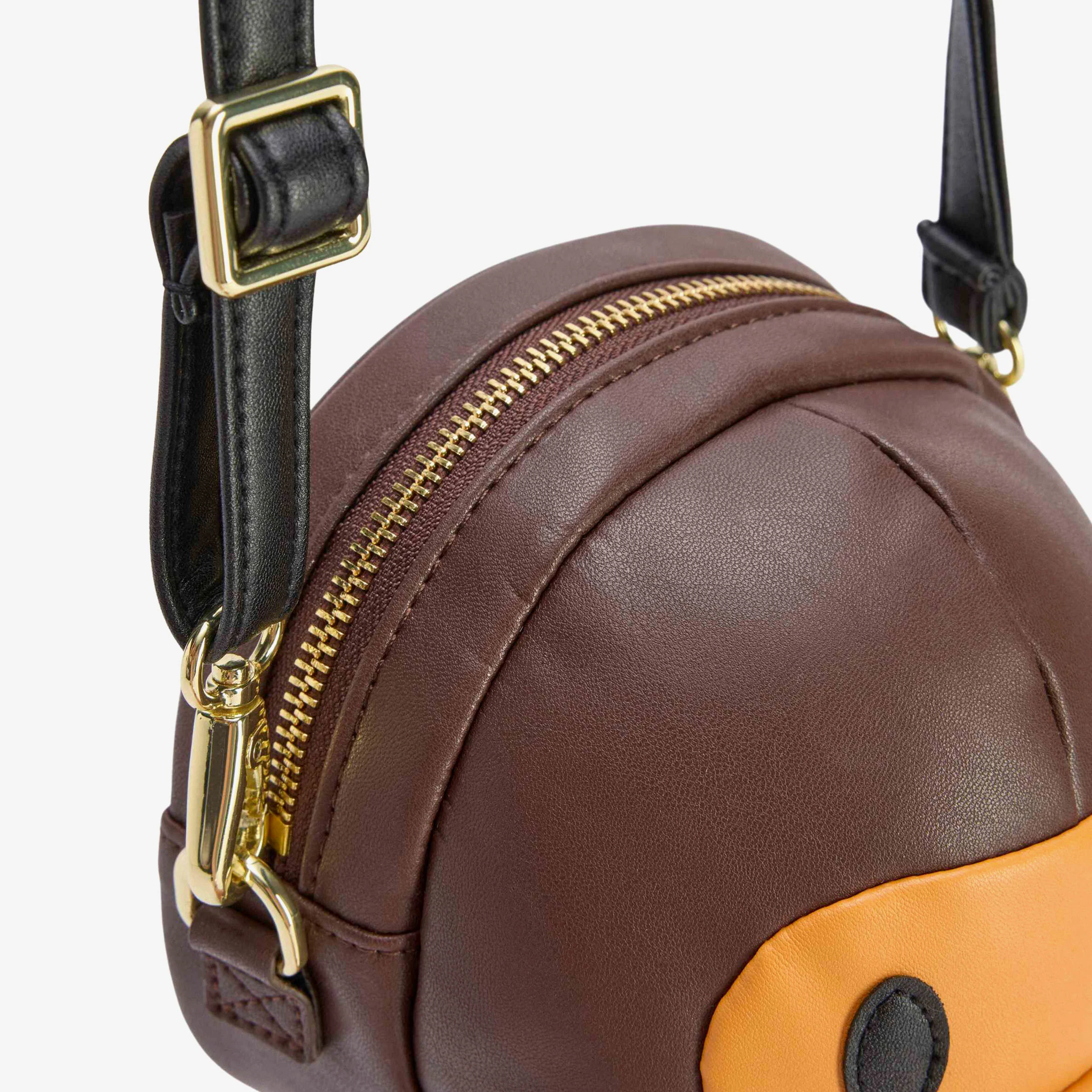 Milo Shoulder Bag x BAPE - Image 5