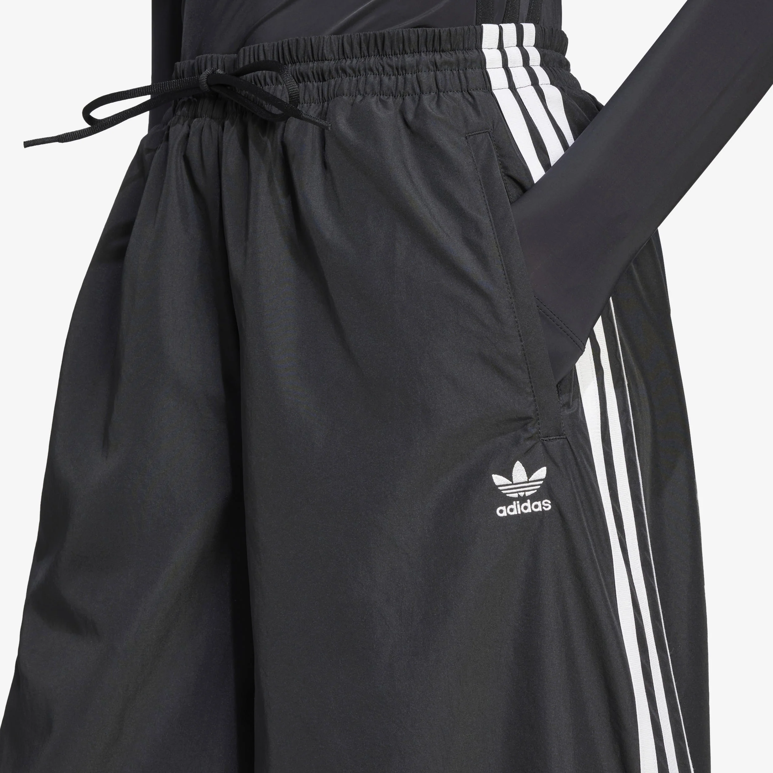 Wmns Adilenium Season 3 Oversized Track Pant - Image 5