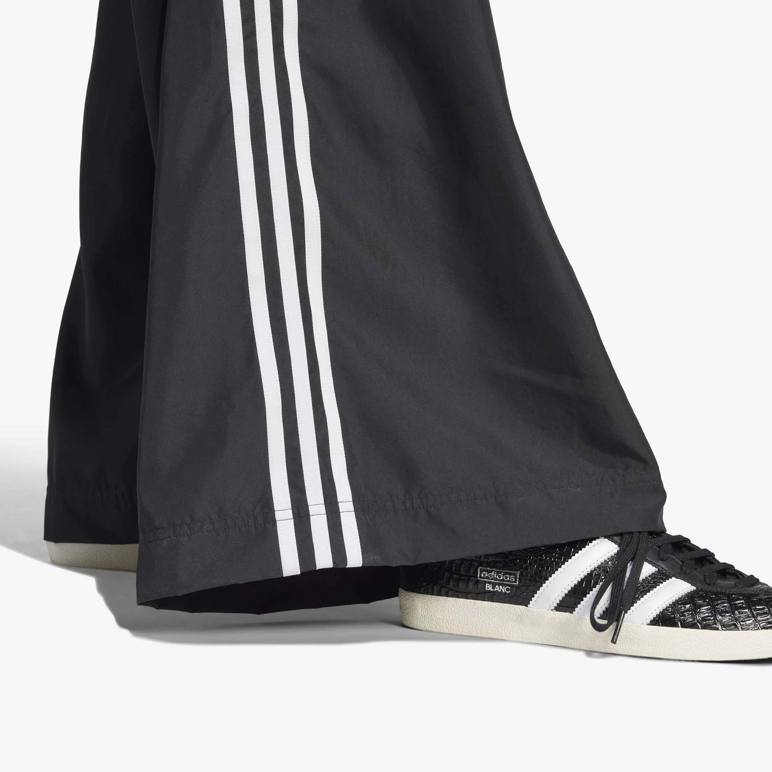 Wmns Adilenium Season 3 Oversized Track Pant - Image 6