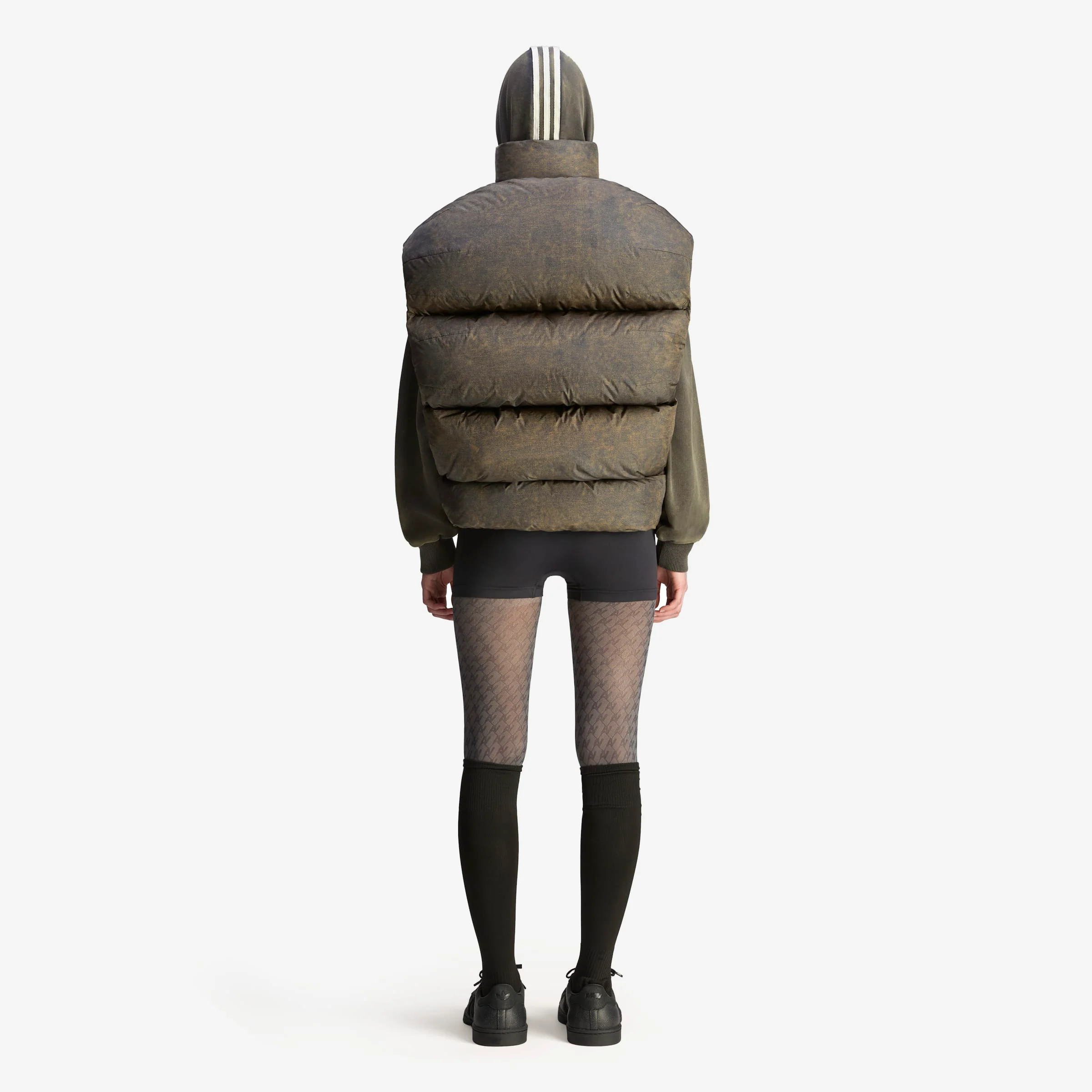 Wmns Puffer Vest x Avavav - Image 7