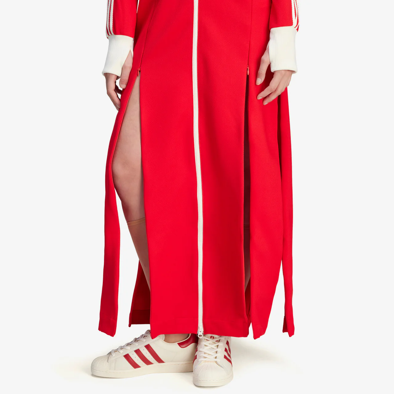 Wmns Track Robe x Avavav - Image 9