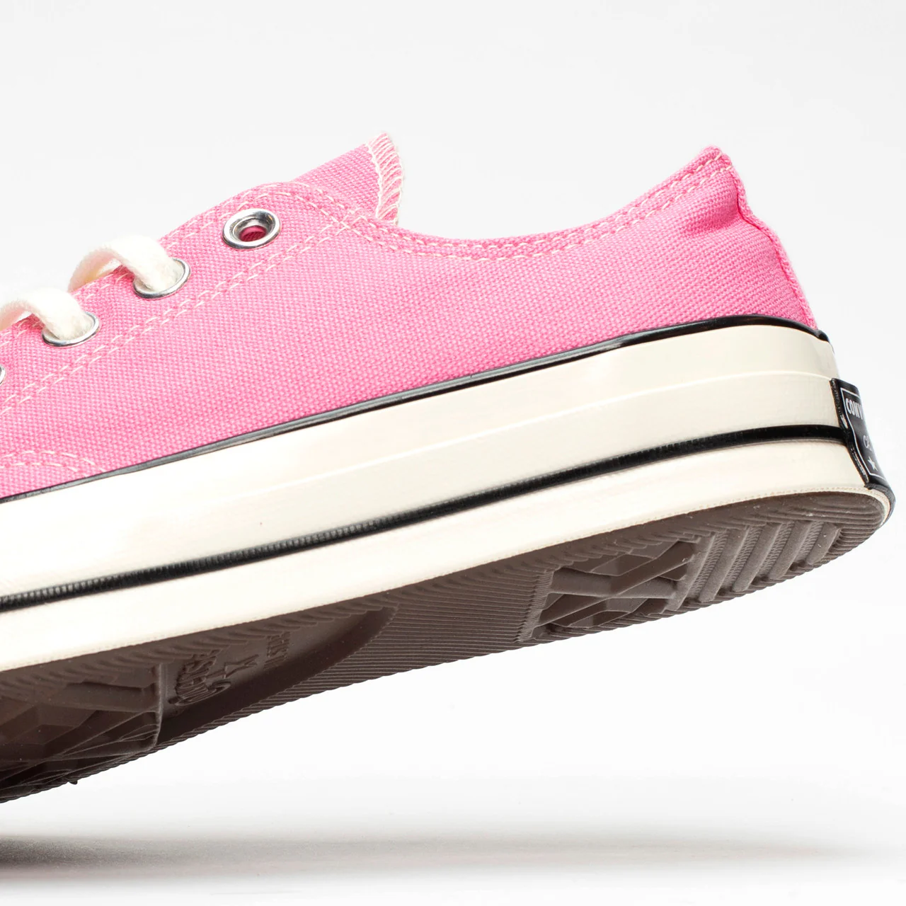 Chuck 70 - Image 6