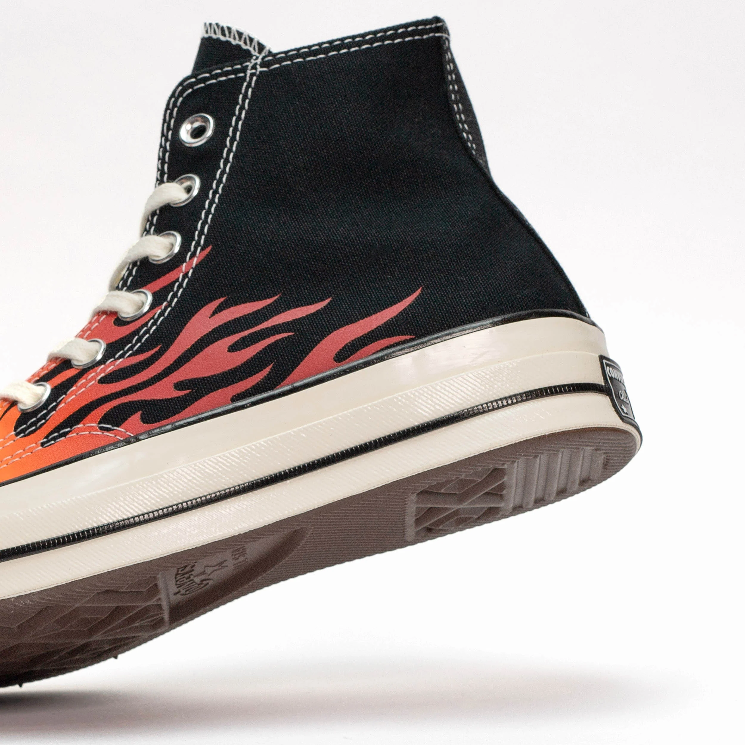 Chuck 70 - Image 4