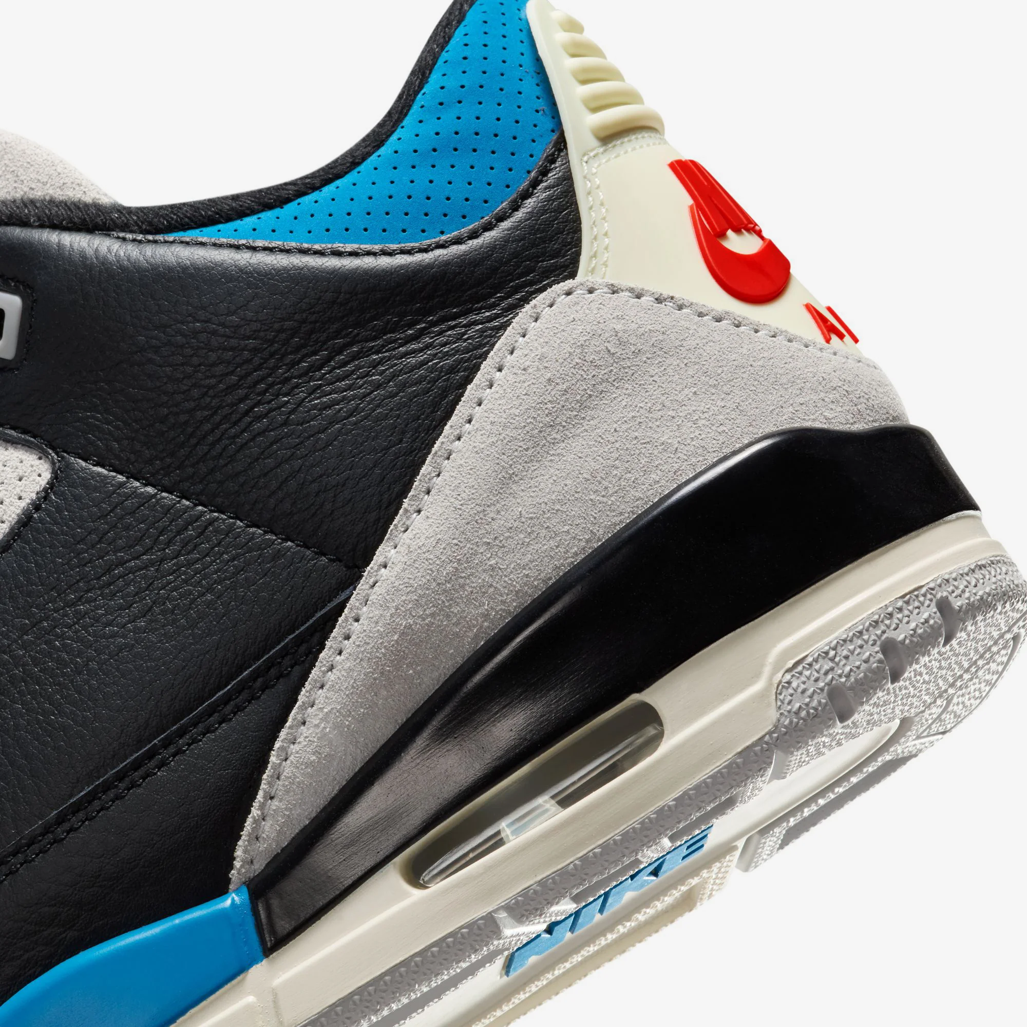 Air Jordan 3 Retro OG - Image 7