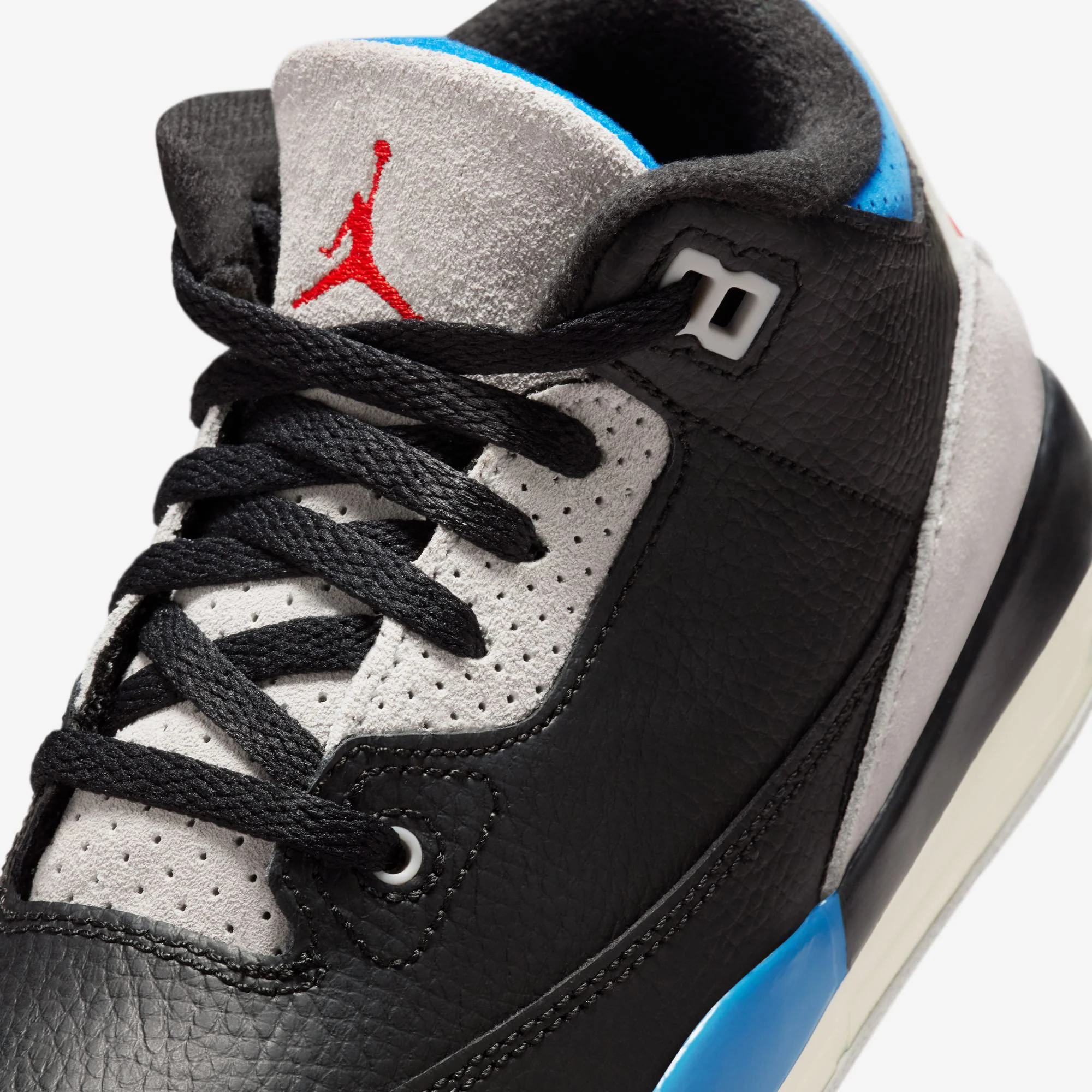 Air Jordan 3 Retro OG (PS) - Image 6