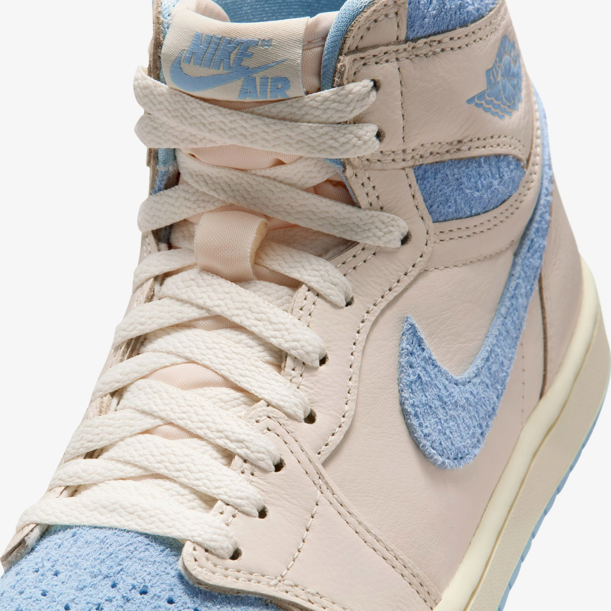 Wmns Air Jordan 1 Retro High OG - Image 6