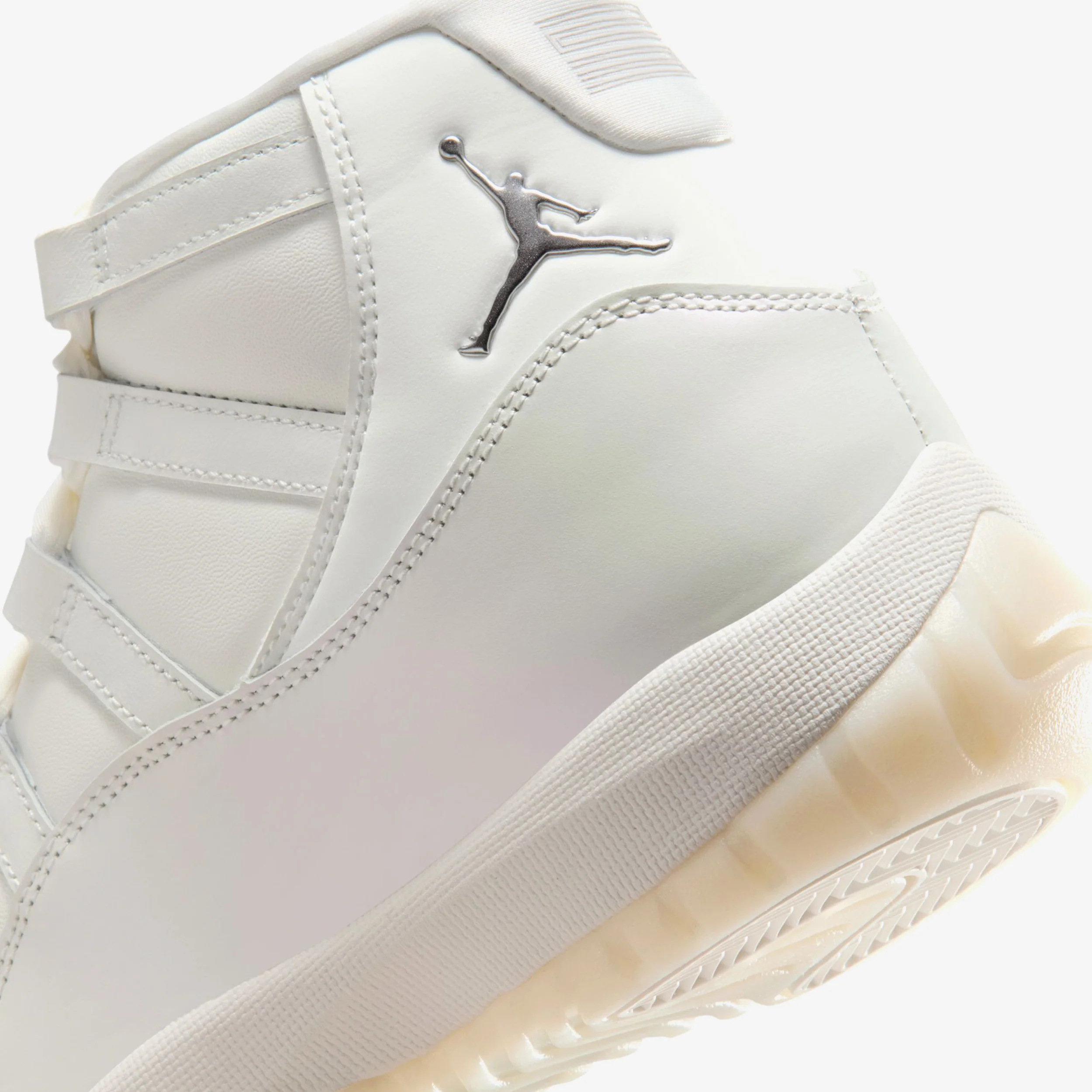 Wmns Air Jordan 11 Retro - Image 8