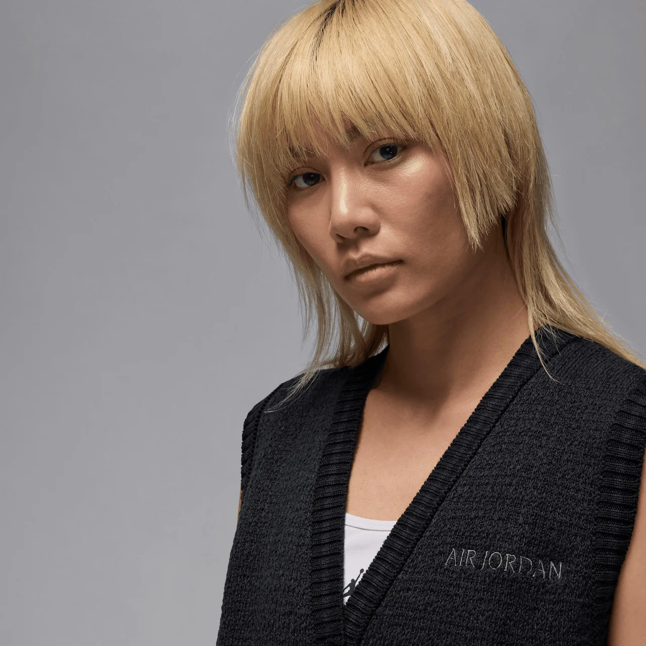 Wmns Air Jordan Knit Vest - Image 3