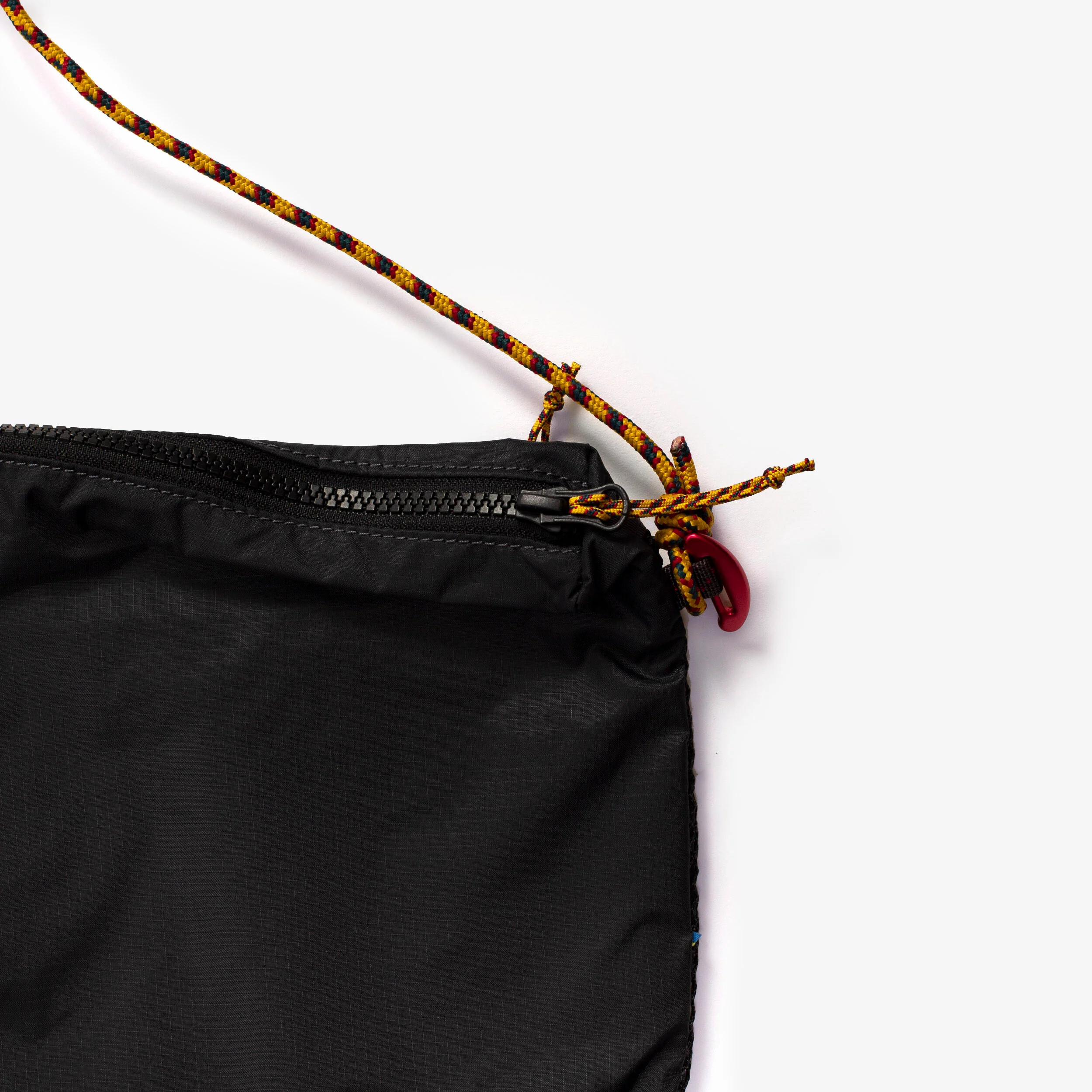 Algir Accessory Bag Large - Image 4