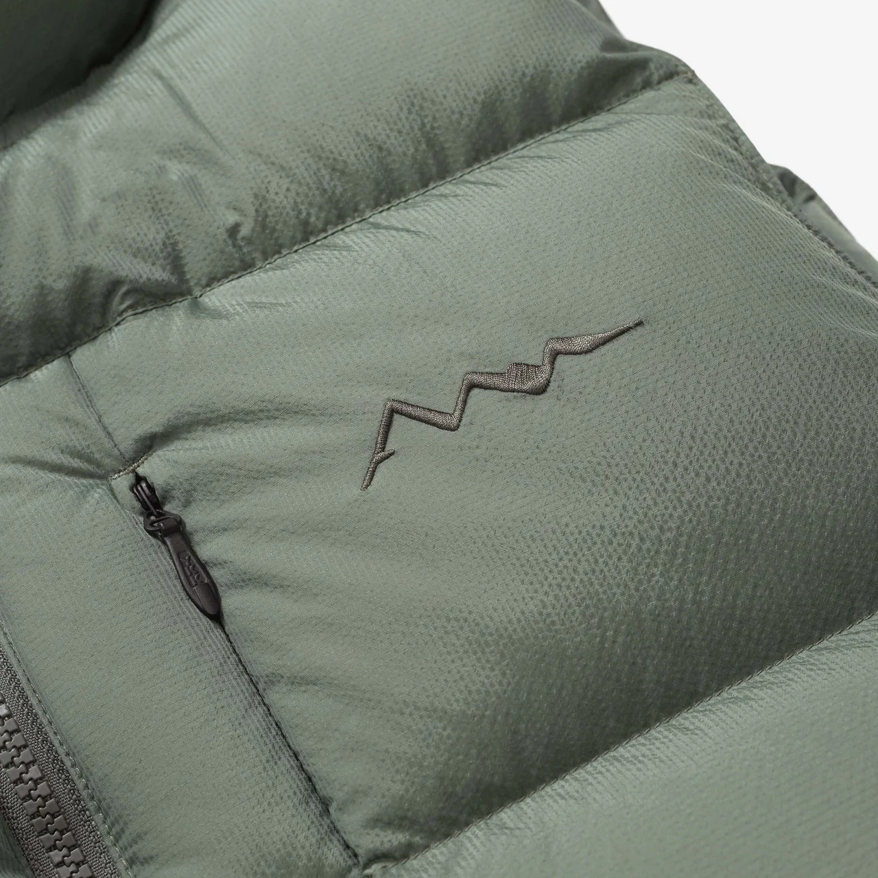 M-Rip Down Vest - Image 4