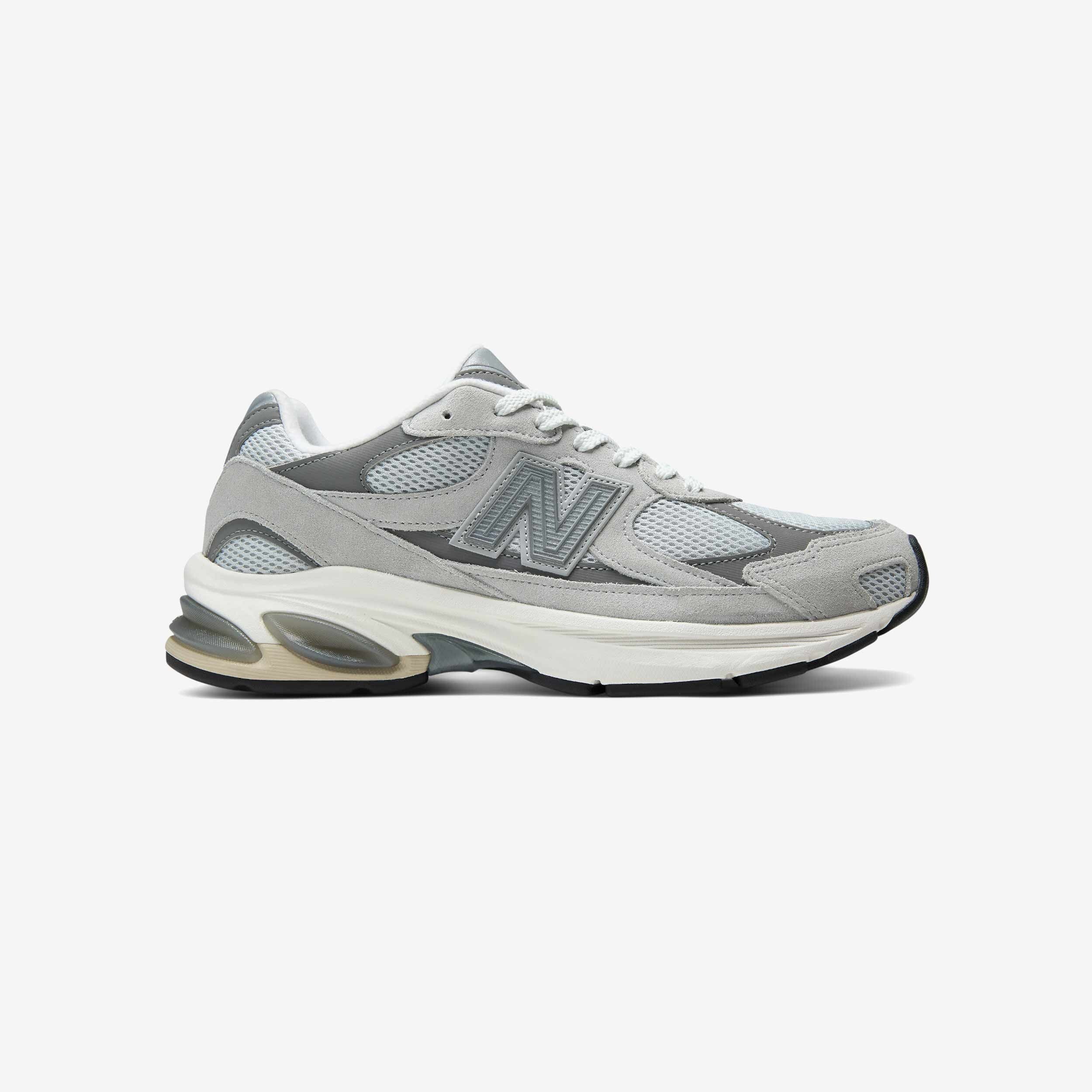 New Balance 2010