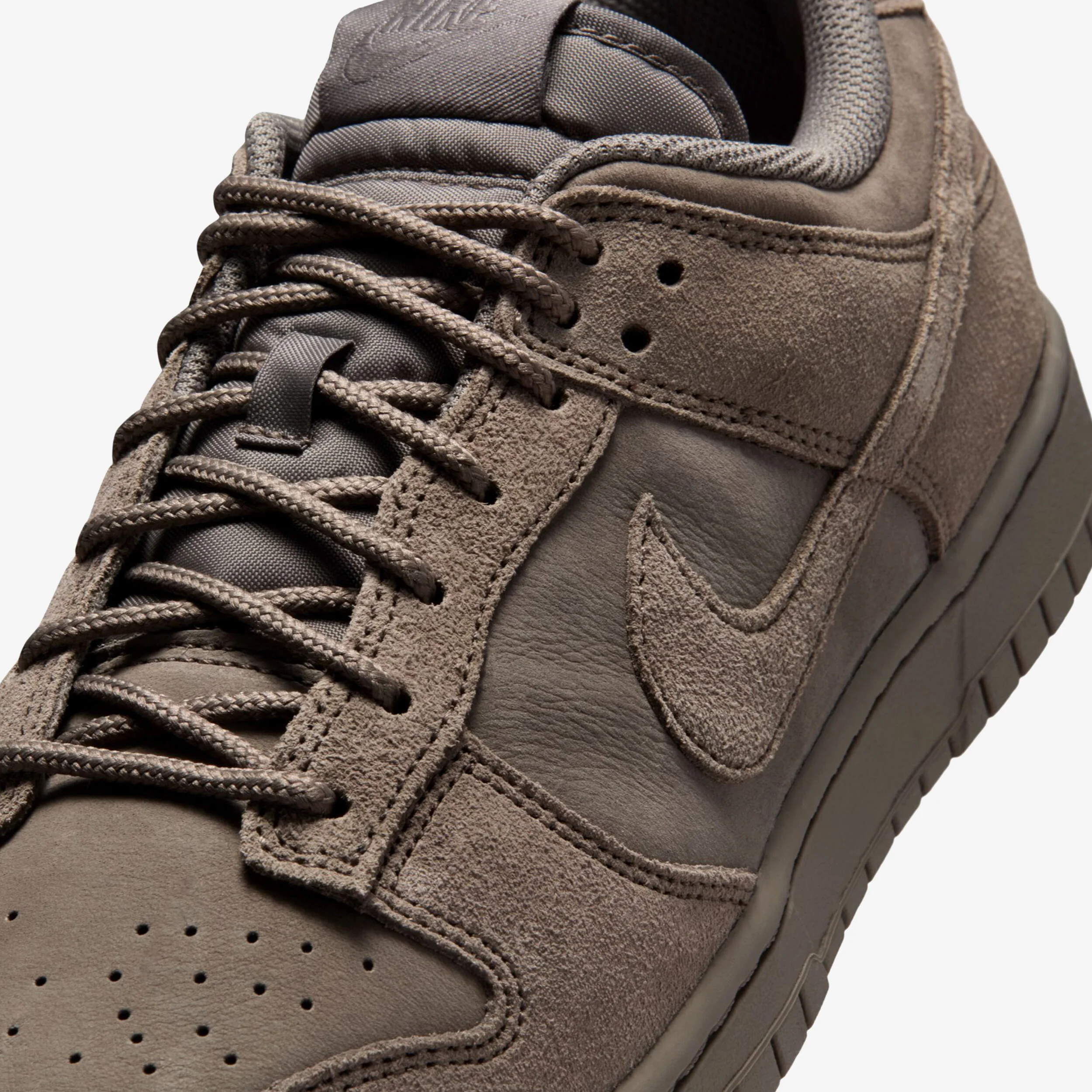Dunk Low Retro SE - Image 7