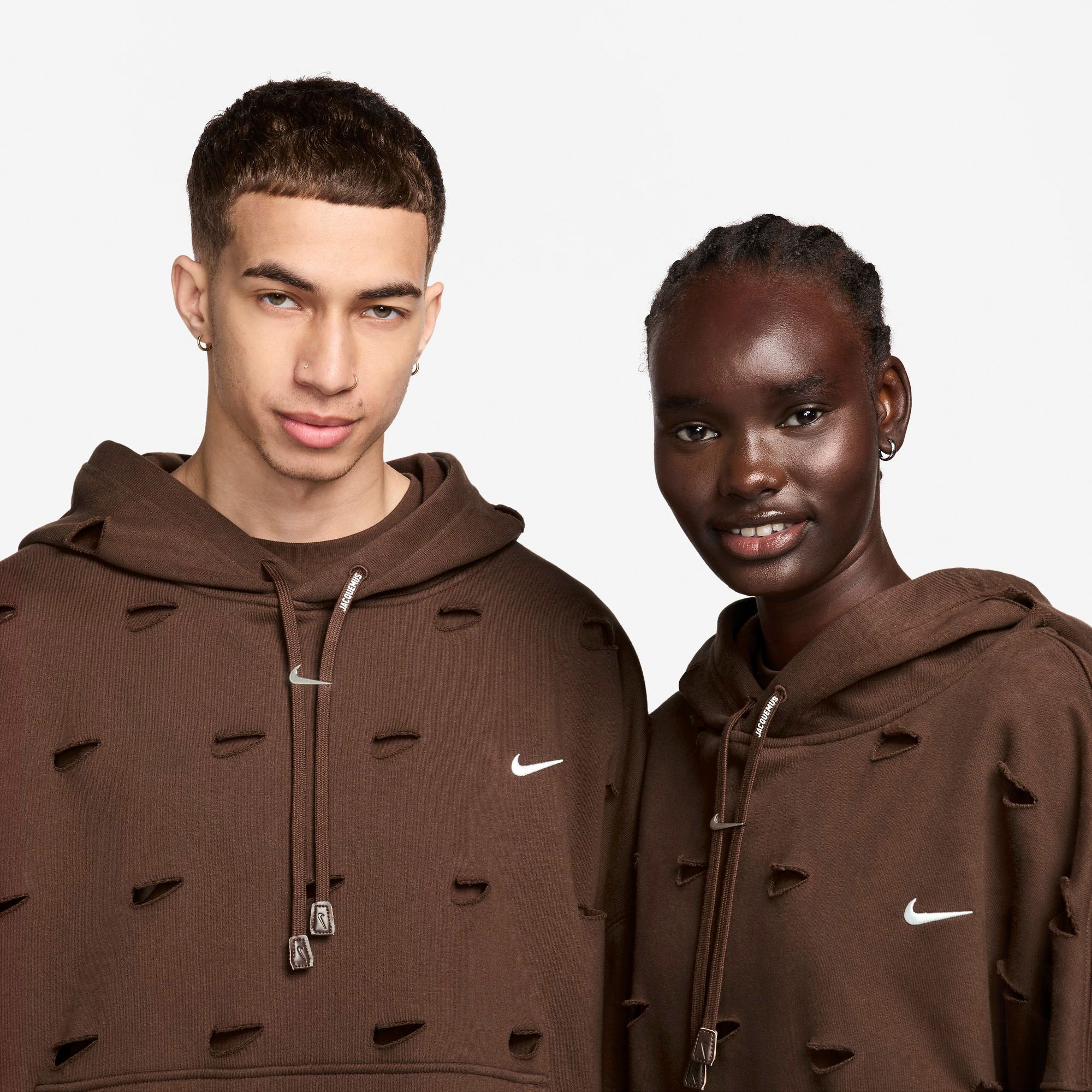 Le Swoosh Hoodie x Jacquemus - Image 4