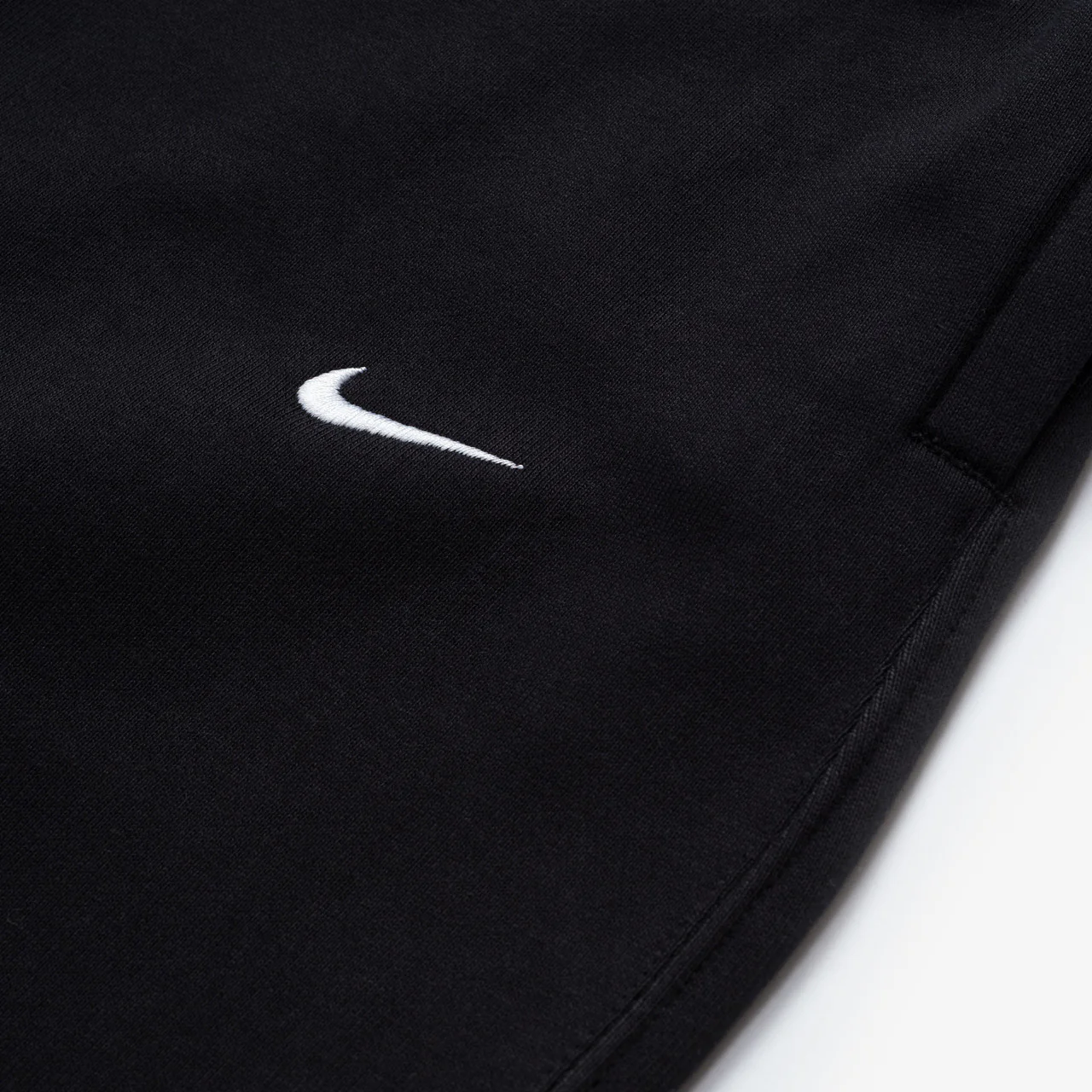 Solo Swoosh Open-Hem Fleece Pants - Image 4