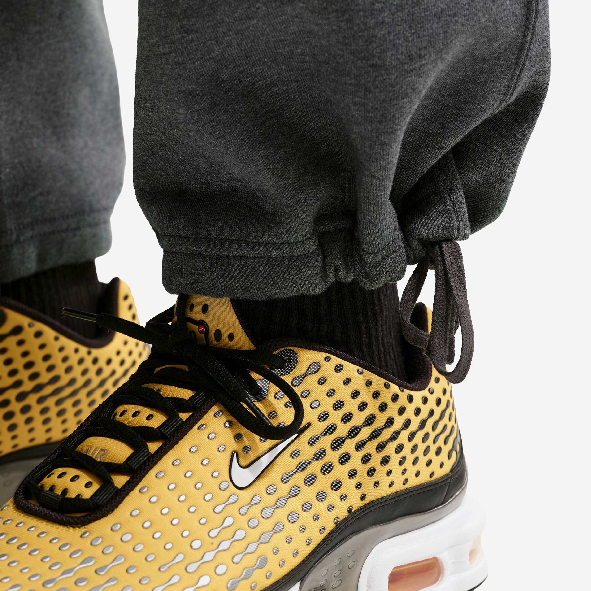 Solo Swoosh Open-Hem Fleece Pants x Syna - Image 6