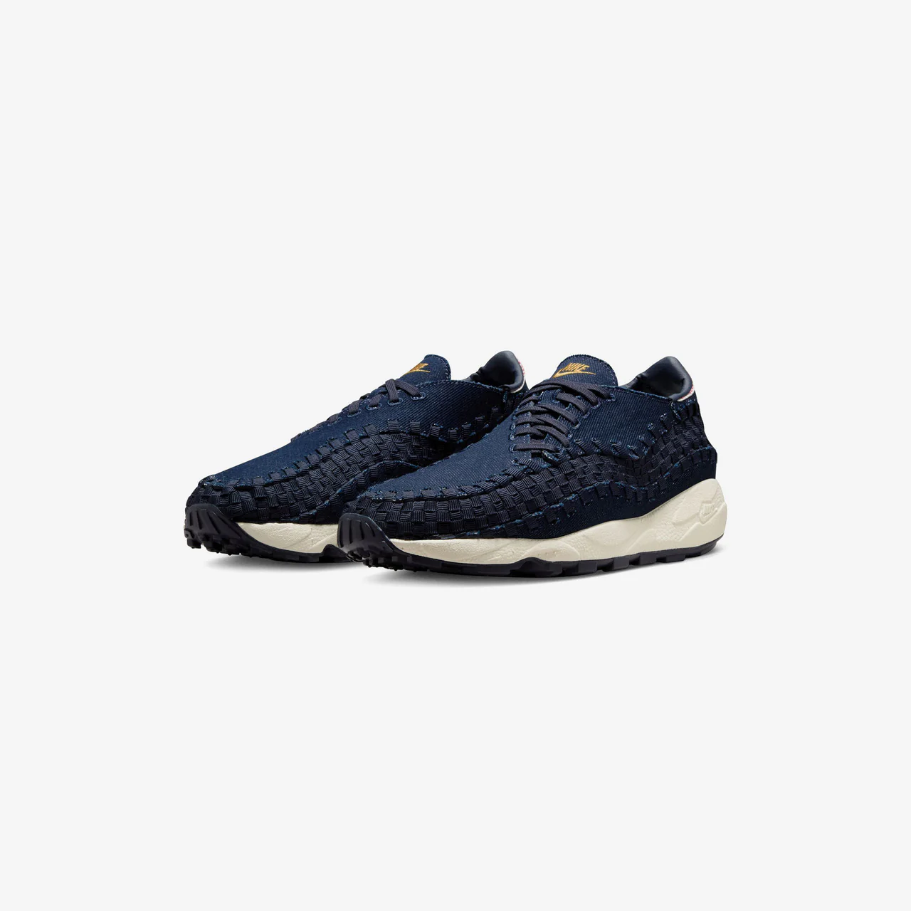Wmns Air Footscape Woven - Image 2