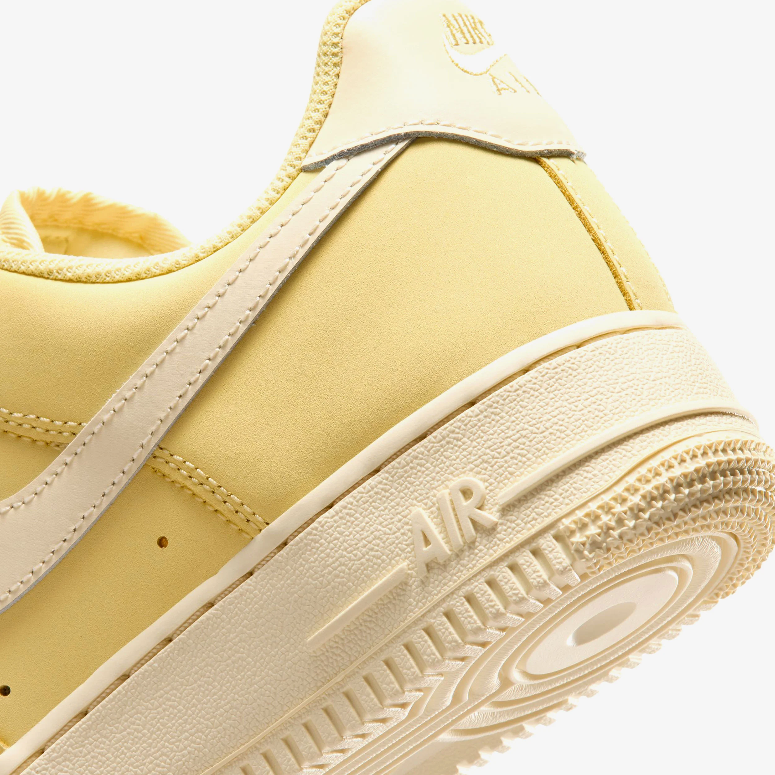 Wmns Air Force 1 Retro Premium - Image 7