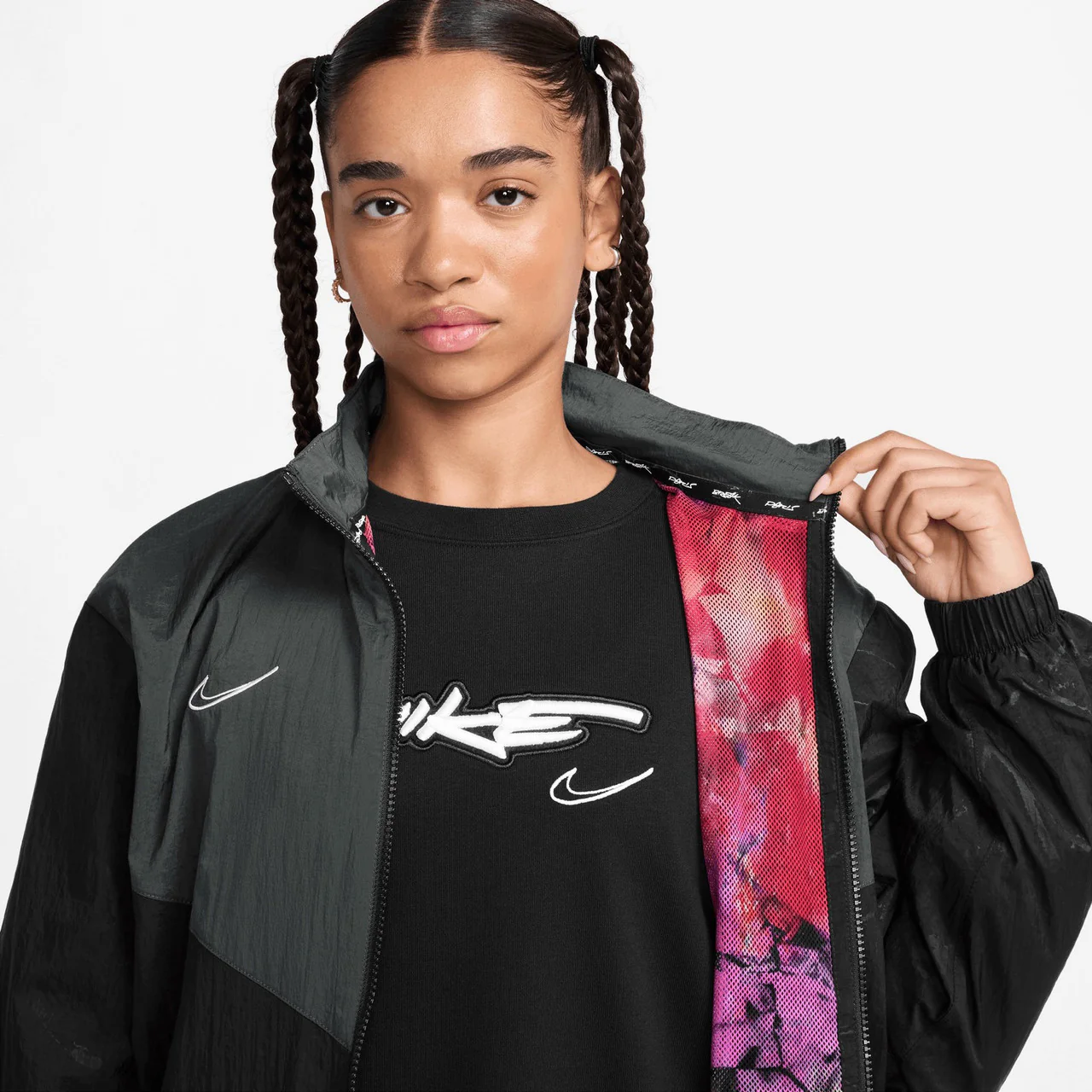 Wmns Breaking WR Jacket x Futura - Image 4