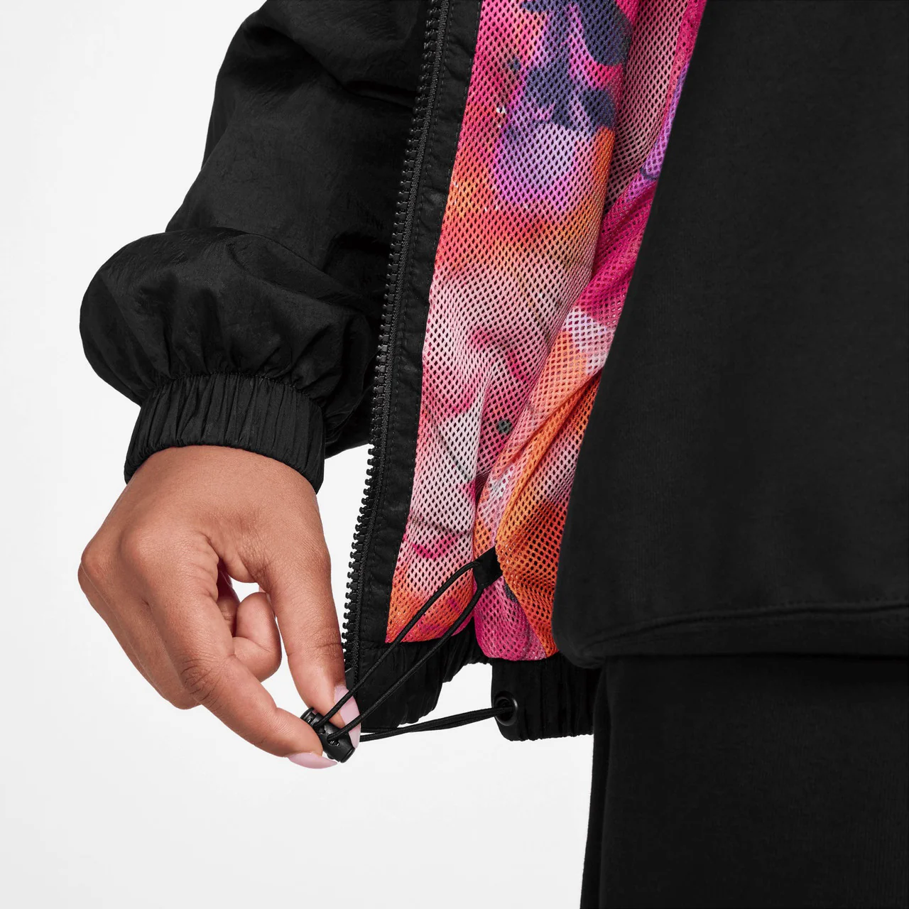 Wmns Breaking WR Jacket x Futura - Image 9
