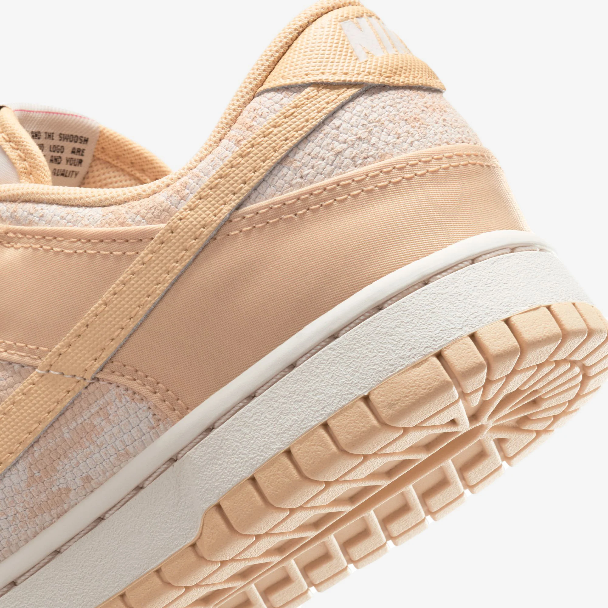 Wmns Dunk Low - Image 8
