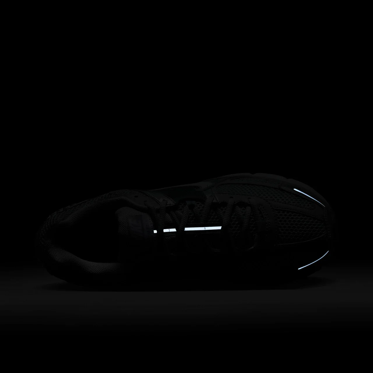 Zoom Vomero 5 - Image 13