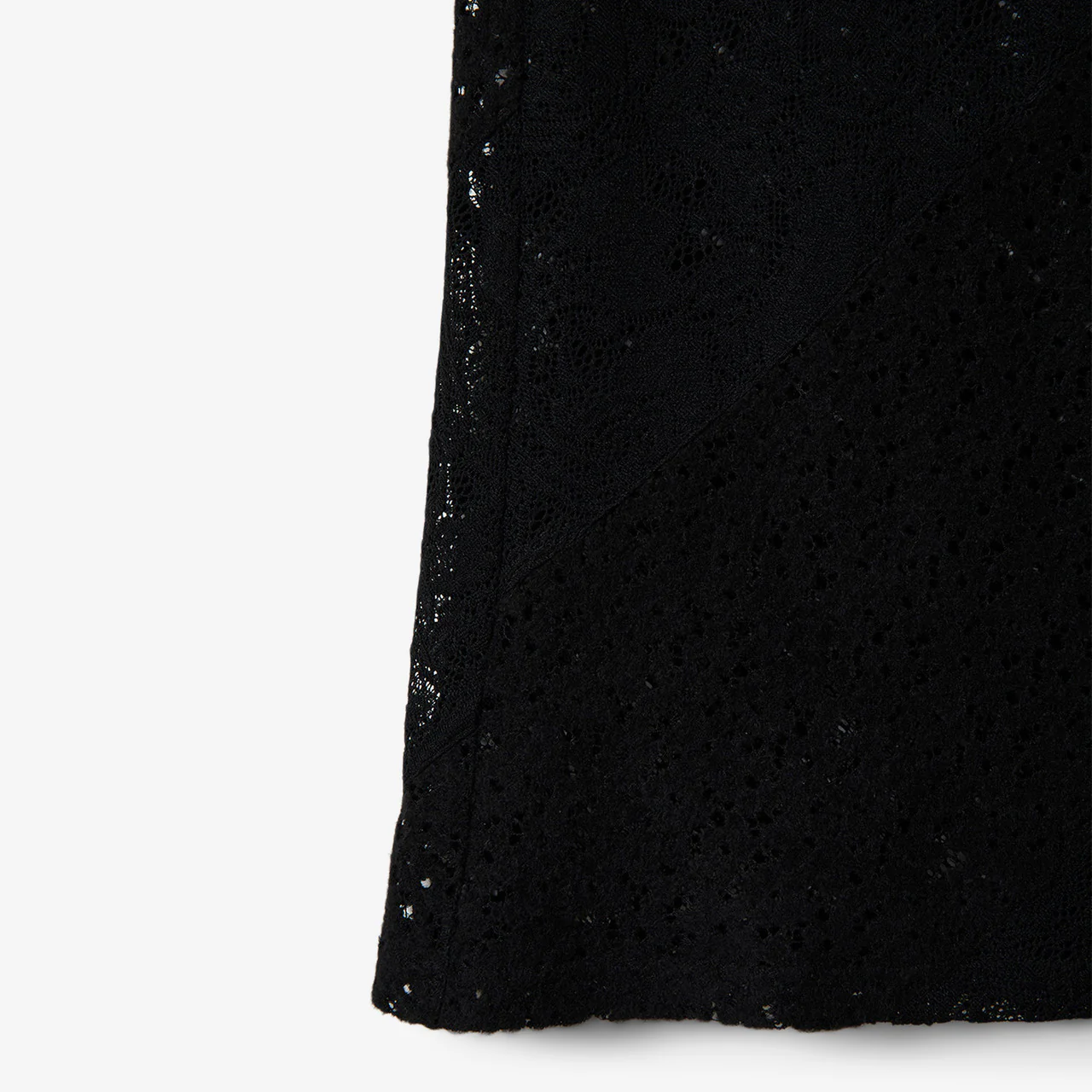 Wmns Bias Line Lace Skirt - Image 3
