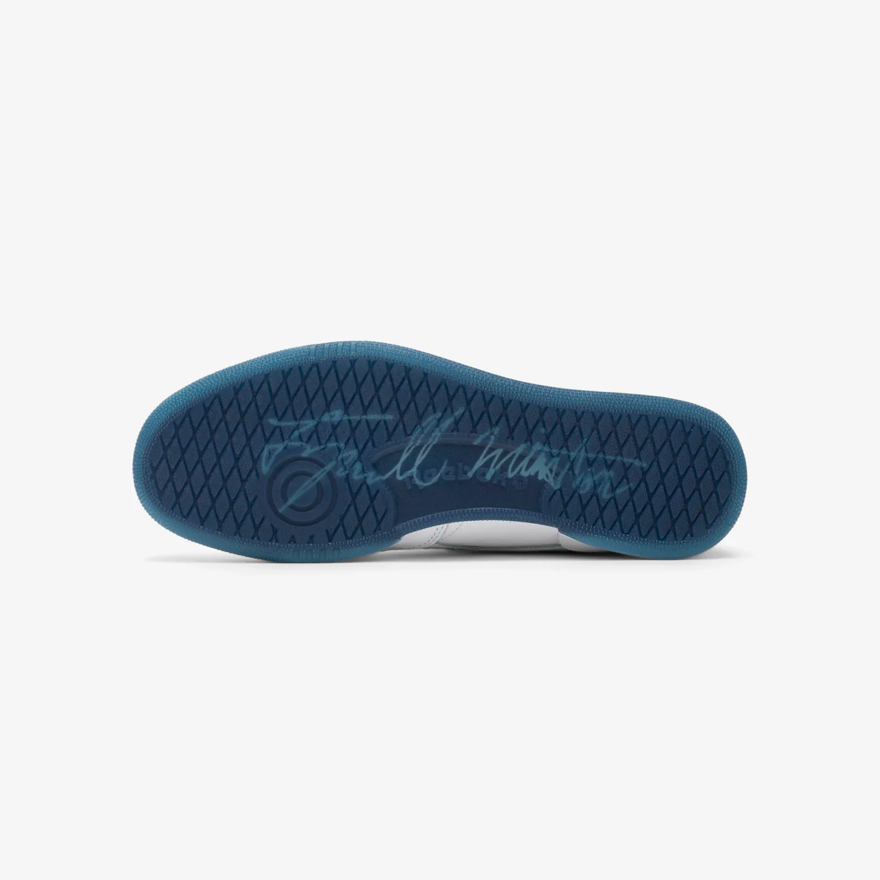 Club C 85 x Tyrrell Winston - Image 4
