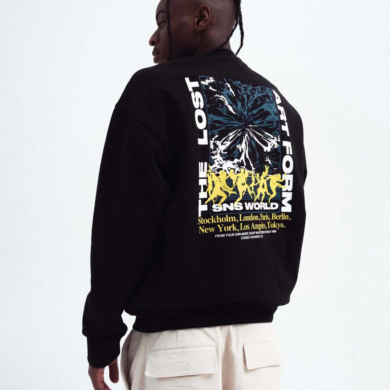 World Crew - Image 3